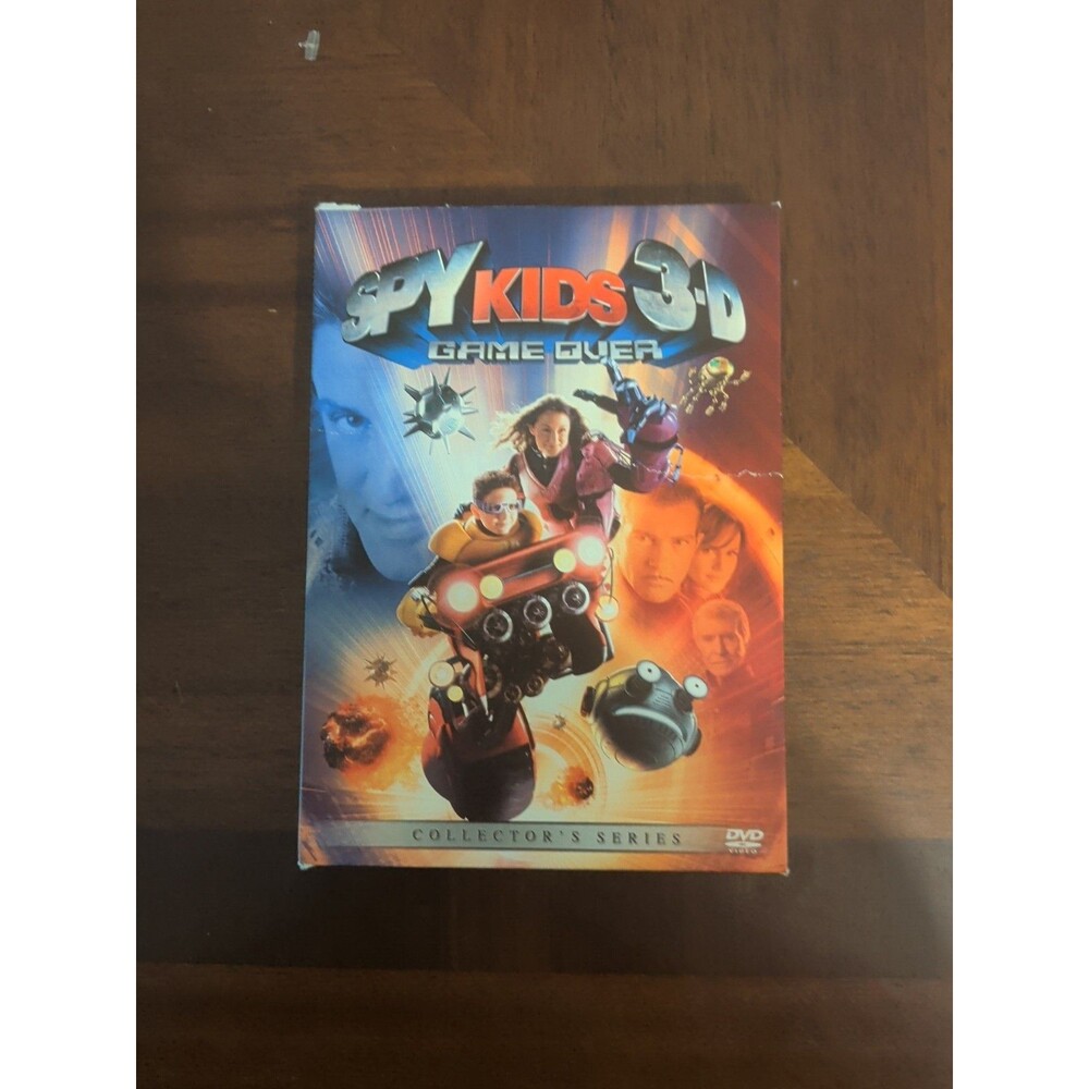 Spy Kids 3-D Game Over DVD Collector's Series 2-Disc Set with 3D Glasses 2003